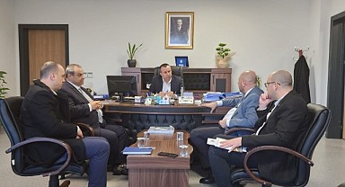 Belediye Başkanı Aydın, Ulaşım Daire Başkanı Rüştü Şanlı’yı ziyaret etti