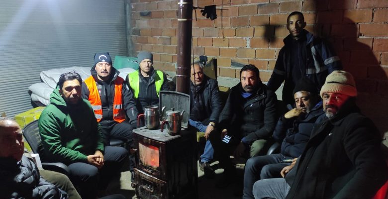 Kahramanmaraş Nurhak’taki depremzedelere İYİ Parti Bursa’dan yakacak yardımı
